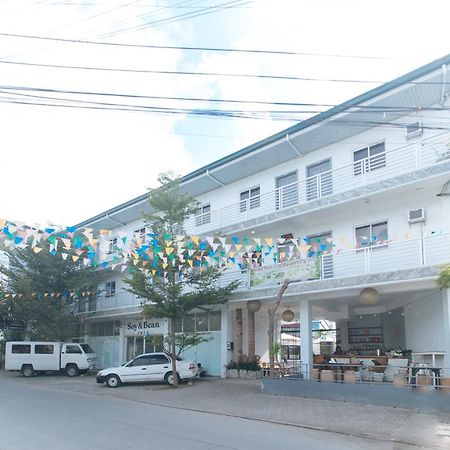 Reddoorz At Fat J Apartelle Mactan セブ市 エクステリア 写真